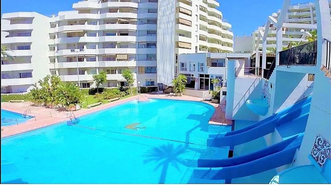 Encanto Costa Del Sol Benal Beach Monolocale Suite Vista Mare Benalmádena Eksteriør billede